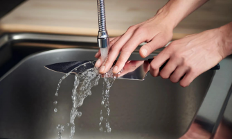 Como Limpar e Desinfetar as Suas Facas de Cozinha